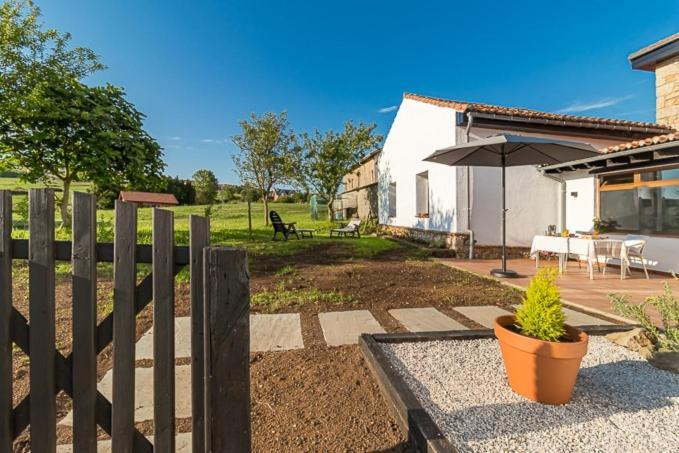 Llulla.Es Vila Cortiguera Exterior foto