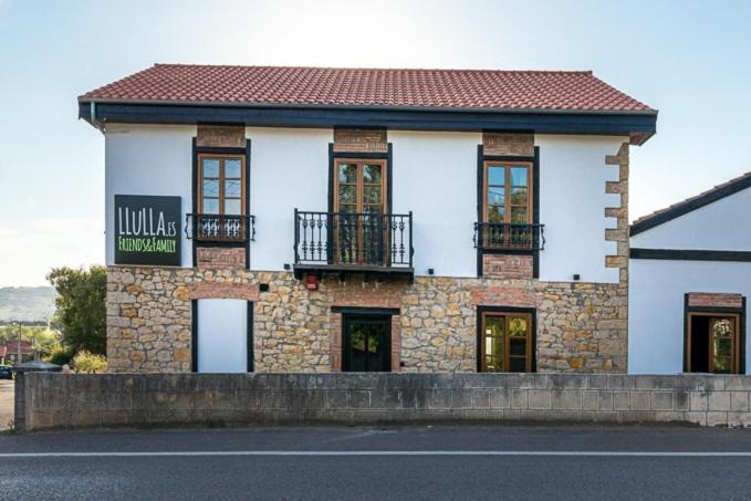 Llulla.Es Vila Cortiguera Exterior foto